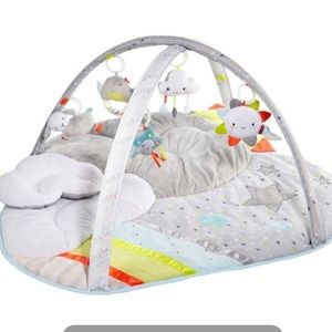 Silver Lining Cloud Activity Gym